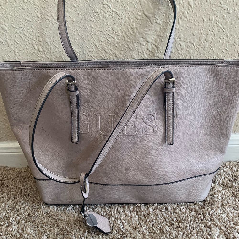 Guess Tote